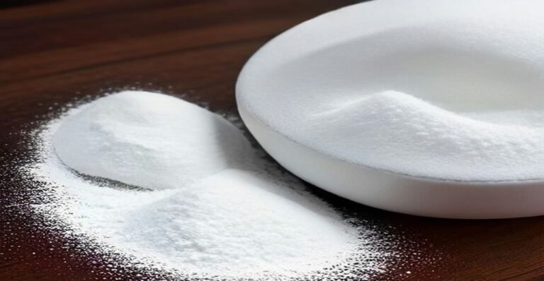 How to Measure Flour Correctly (Baking Guide)