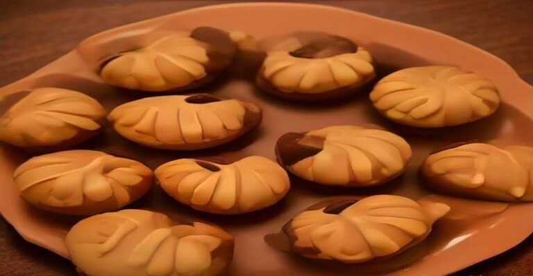 Peanut Butter Blossoms (Hershey Kiss Cookies)